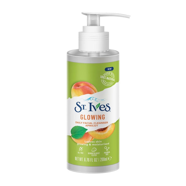 St. Ives Glowing Face Wash with Apricot Extracts 200 ml