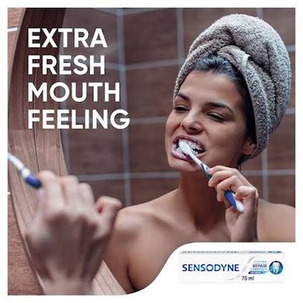 Sensodyne Extra Fresh Care Kit - 75 ml & Toothbrush