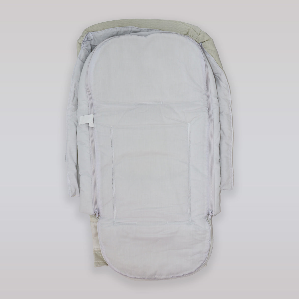 Pasito a Pasito Universal Pram Sleeping Set in Soft Beige