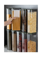 1.8L airtight food storage container – use view