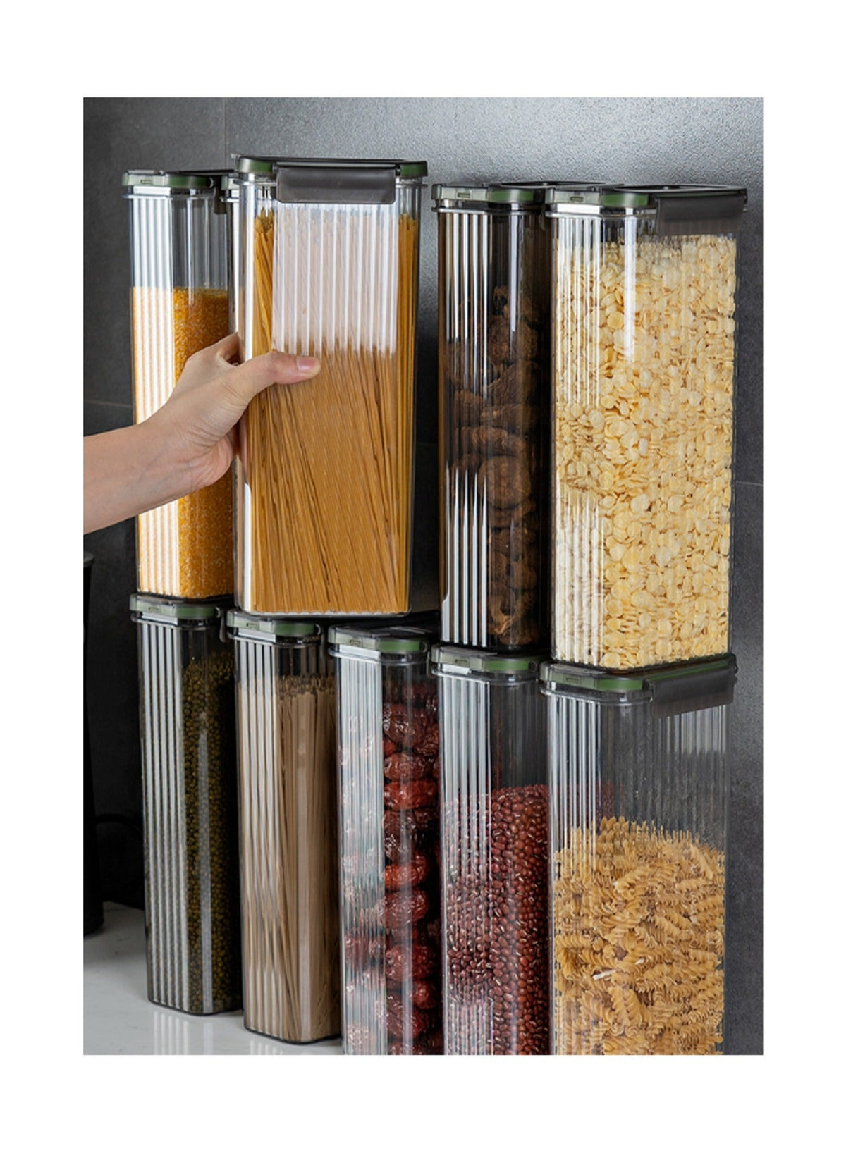 1.8L airtight food storage container – use view