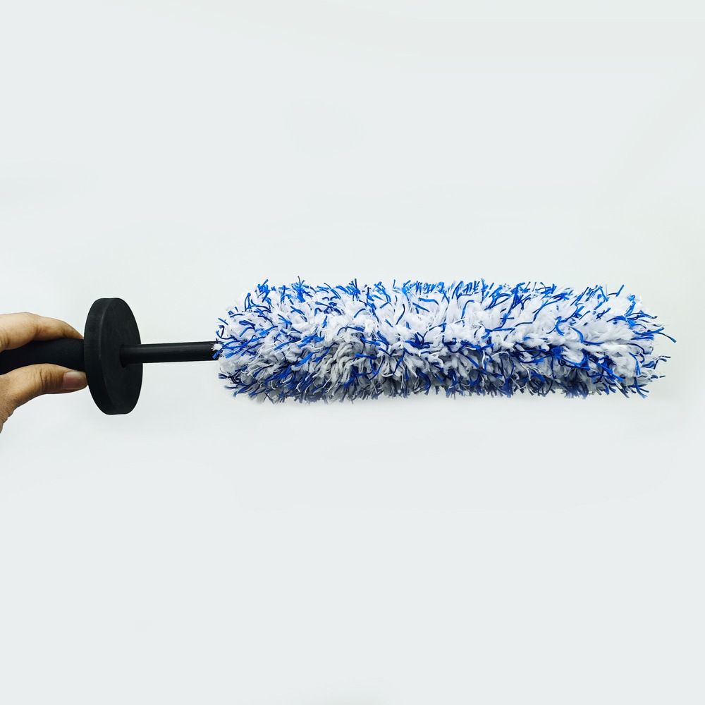 Car Wheel Cleaning Tire Brush with Long Reach Microfiber Head - photo 2