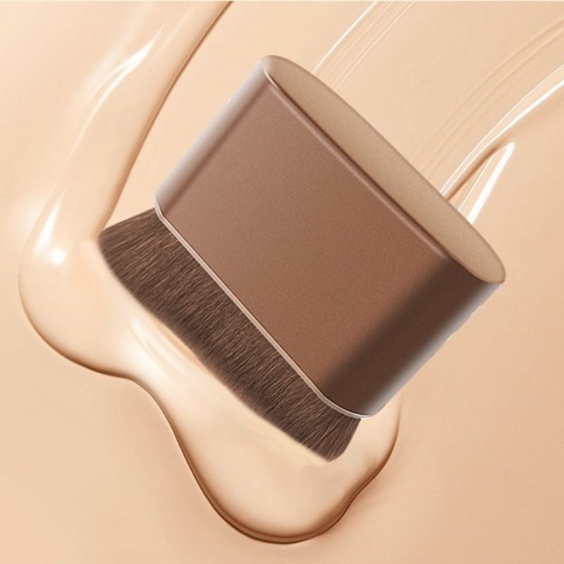 Kabuki Liquid Powder Foundation Brush - Soft Synthetic Face Brush - photo 2