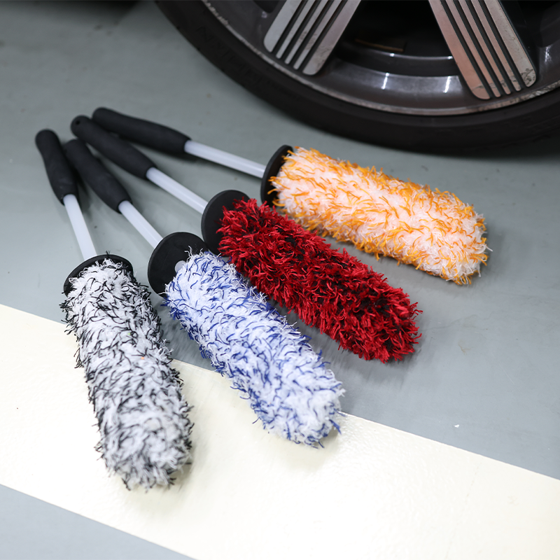 Wheel Gap Cleaning Brush Set - Soft Car Detail Brushes for Cars - photo 1